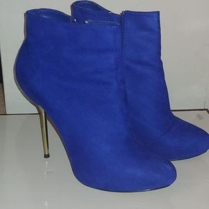 Electric/Royal Blue Booties by Shoedazzle